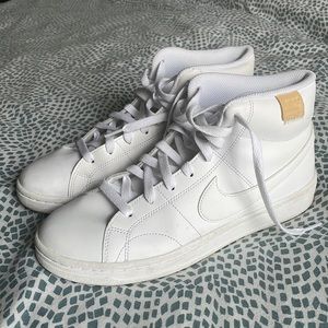 Nike Court Royals 2 Mid High Tops